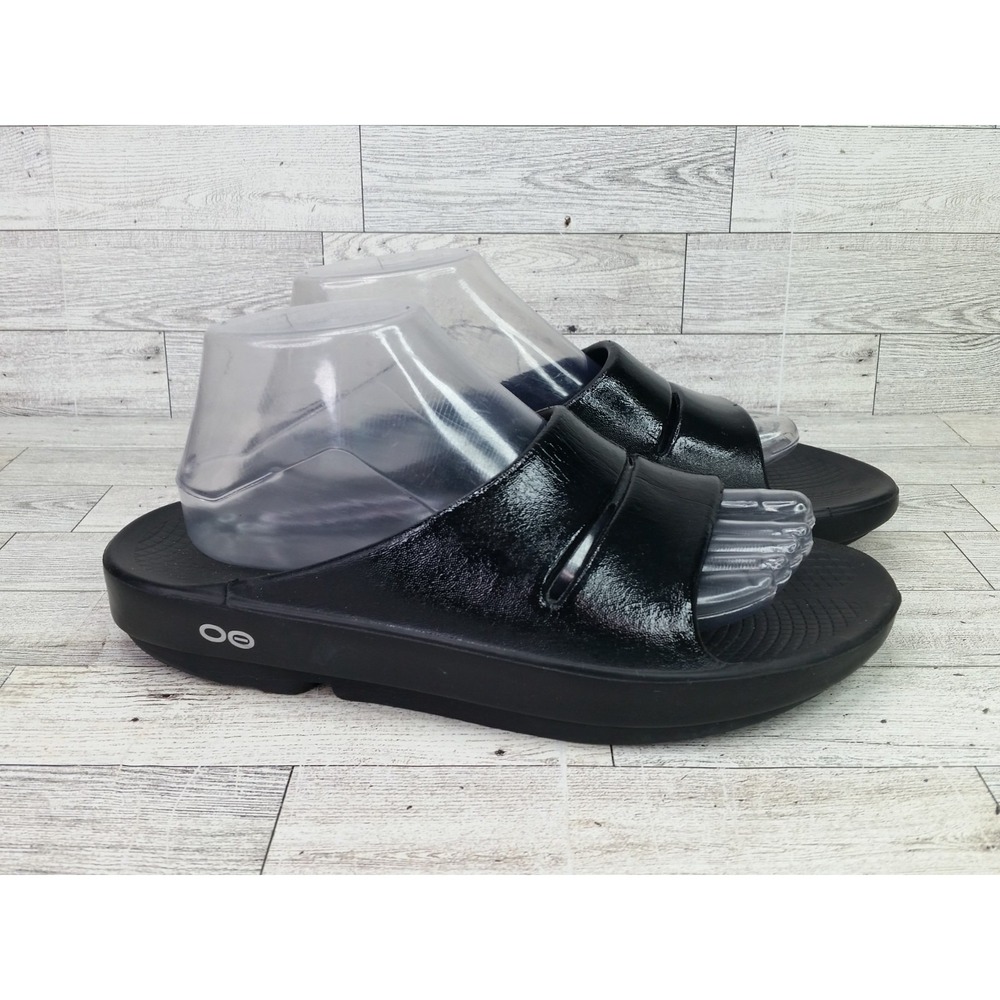 Oofos OOahh Sandals Black Open Toe Slip On Recovery Rubber Shoes Mens 7 Womens 9